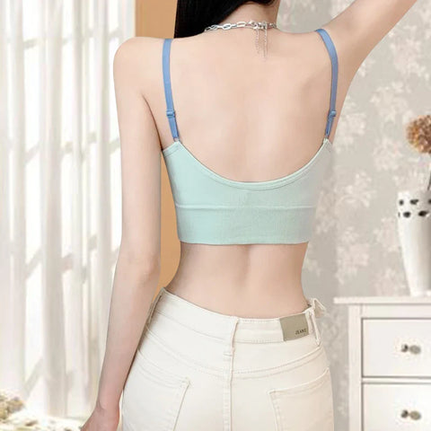 Soft-Girl Crop Top BH with "BABE" lettering