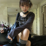 Off-Shoulder T-Shirt in Grunge Style with 90s Graffiti Print