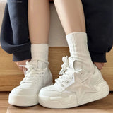Y2K-Style Sneakers Aesthetic Bread Shoes with Star Design