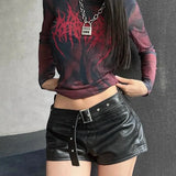 Flowing Long-Sleeve T-Shirt with Gothic Print for the Bold Fashion Woman