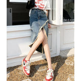 High Waist Jeansskirt with Fringes and Slit and the Y2K Style