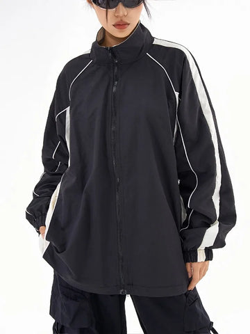 Damen Techwear Windbreaker im Oversize-Streetwear-Stil