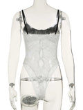 魅惑的な光沢のあるパッチワークレースのボディスーツ、スリムフィットスタイル