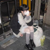 Y2K Schwarze Denim-Jacke im Grunge-Stil mit Fellkragen