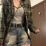 女性のためのオルタナティブファッション カジュアルチェックシャツ