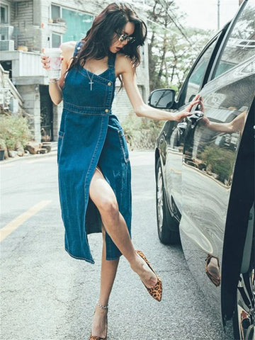 Denim Midi Dress with Pockets Perfect in 90s Style