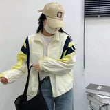 オーバーサイズのフーディーウィンドブレーカー付きパッチワークゴープコアカーディガン