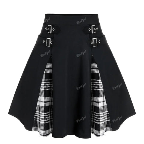 Striking checkered mini skirt with buckles