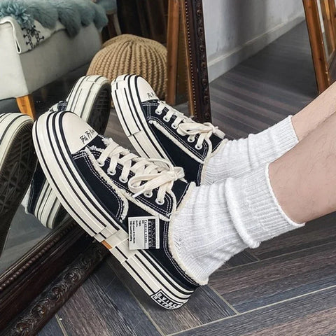 Grunge Sneaker for the Summer